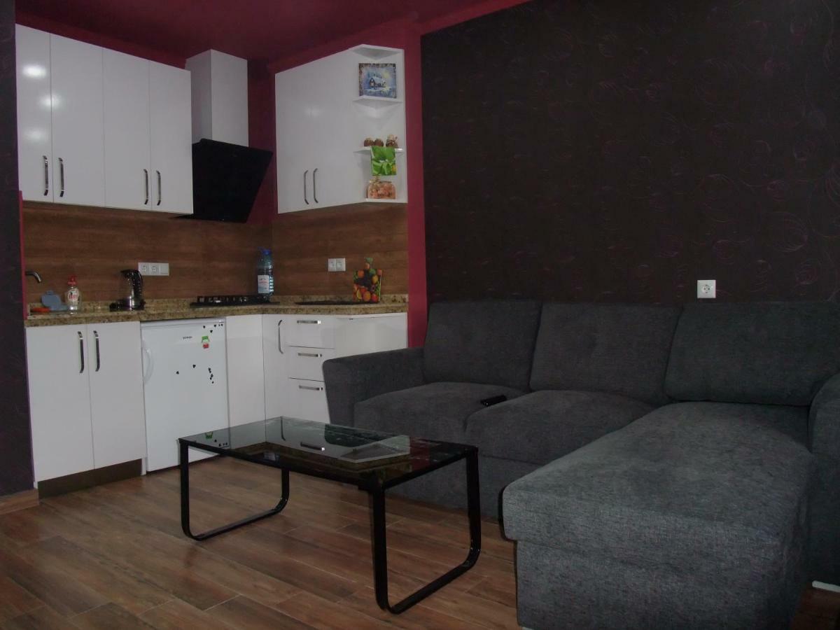 Apartment With Black Sea View Batumi Esterno foto